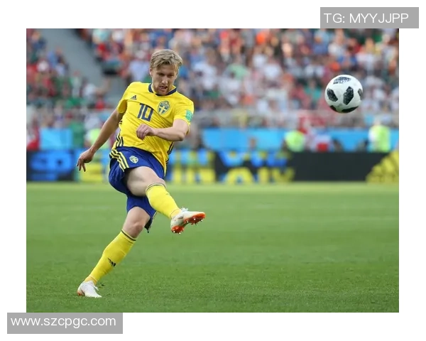 墨西哥足球传奇人物回顾与影响力分析从马尔凯斯到乔瓦尼的足球历程