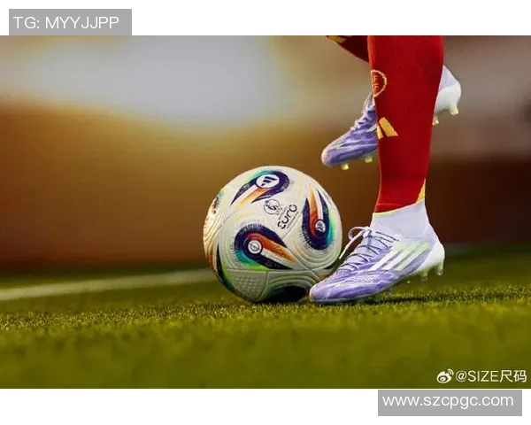 穿越十年磨砺的荣耀与坚持 足球鞋见证球星成长的传奇历程 穿越十年磨砺的荣耀与坚持 足球鞋见证球星成长的传奇历程